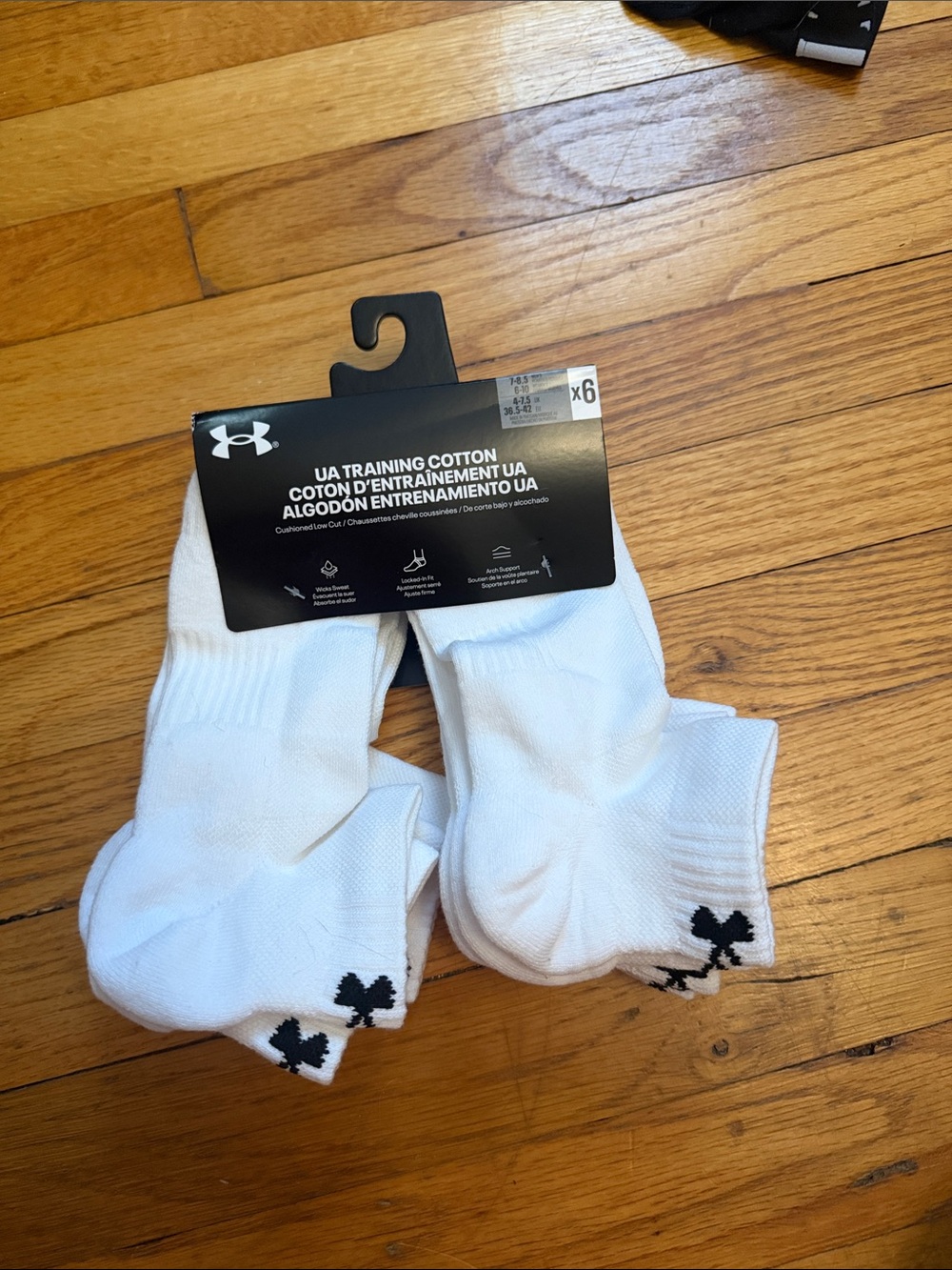 Under Armour White Men’s Low-Cut Training Socks - 6 Pack